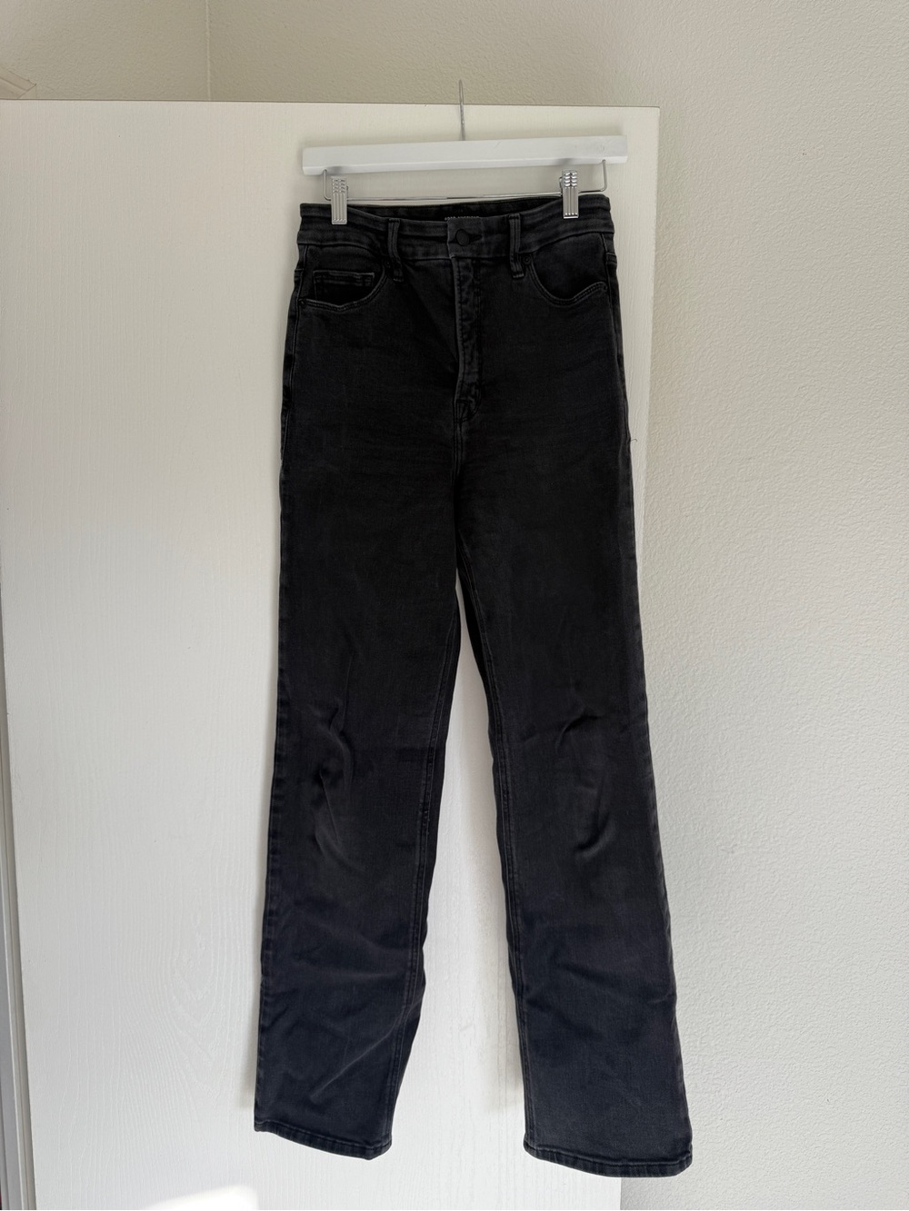 Good American Women’s Black Straight Jeans